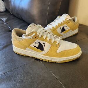 Nike Dunks Size 9.5 Men Used